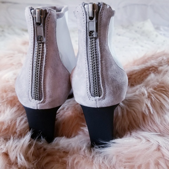 NWOT LOGO Suede + Mesh Grey Ankle Boots w Heels - Picture 6 of 8